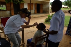 agape-medical-missions-camera3-2012-052