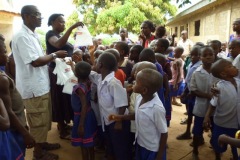 Agape-Missions-Nov-Dec-2013-072